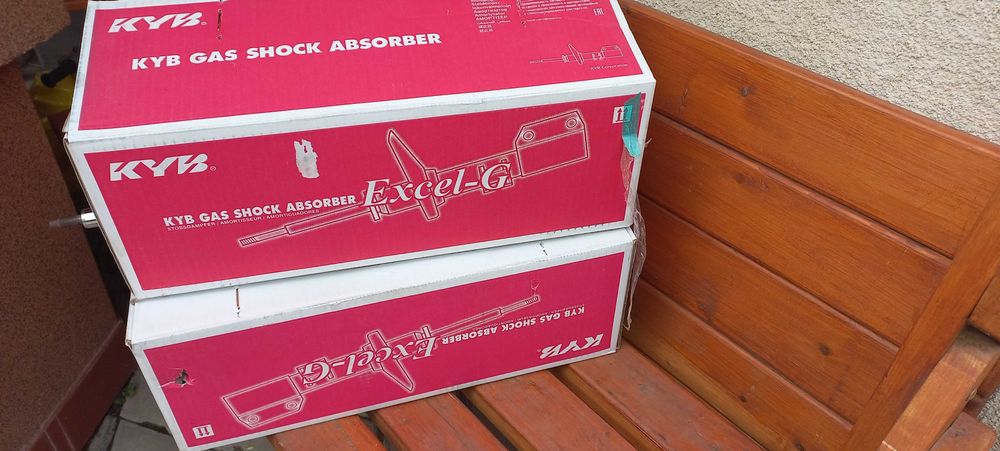 Амортизатори kyb бв peugeot4008 citroen c4 Mitsubishi asx outlander