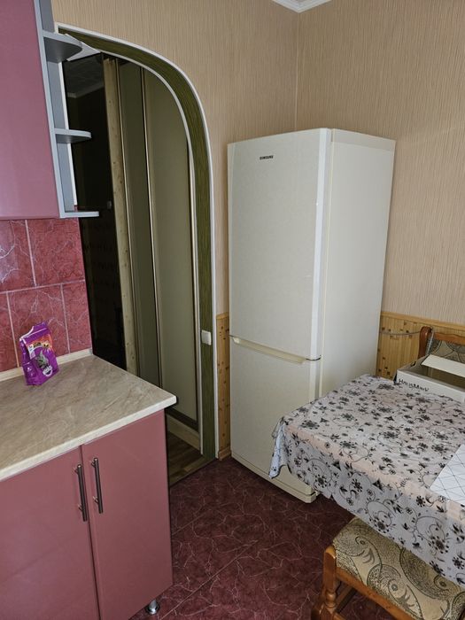 Продам 1 к 2/9 1 Тавріческий Карбишева