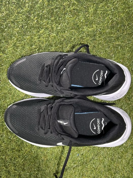 Кросівки NIKE нові