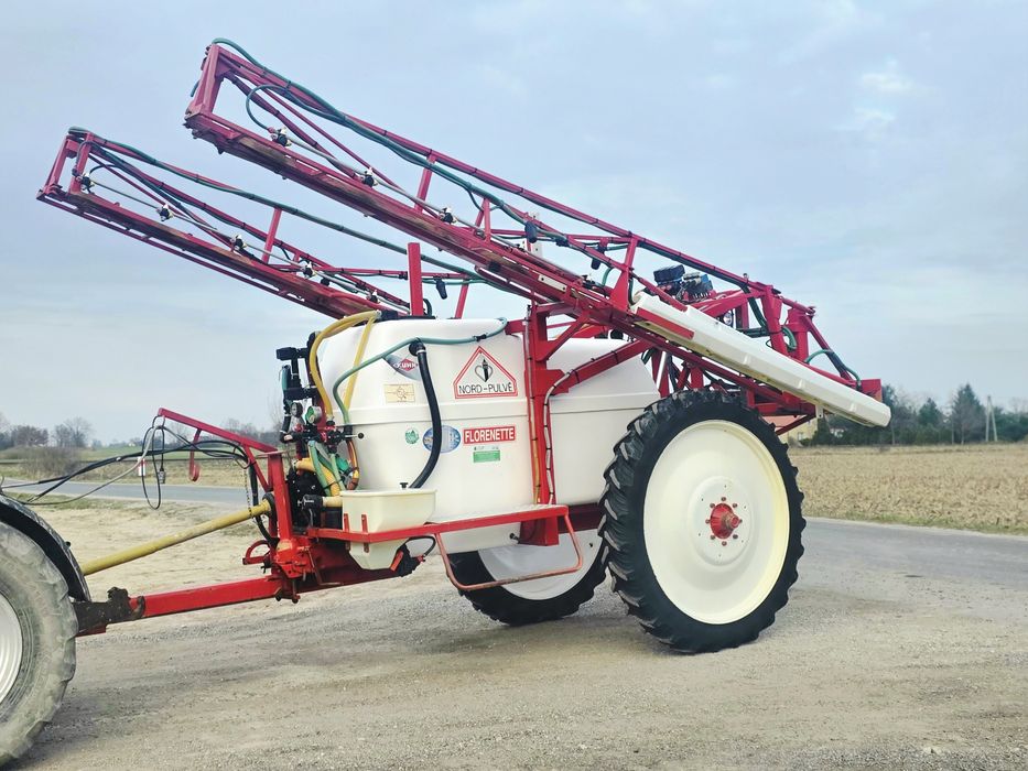 OPRYSKIWACZ ciągany IDEALNY Kuhn FLORENETTE 2100l 21m/18m/15m top ride
