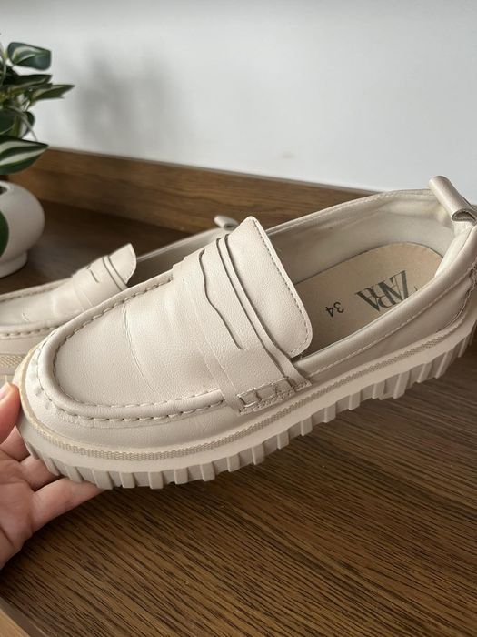 Туфельки лофери  Zara розмір 34