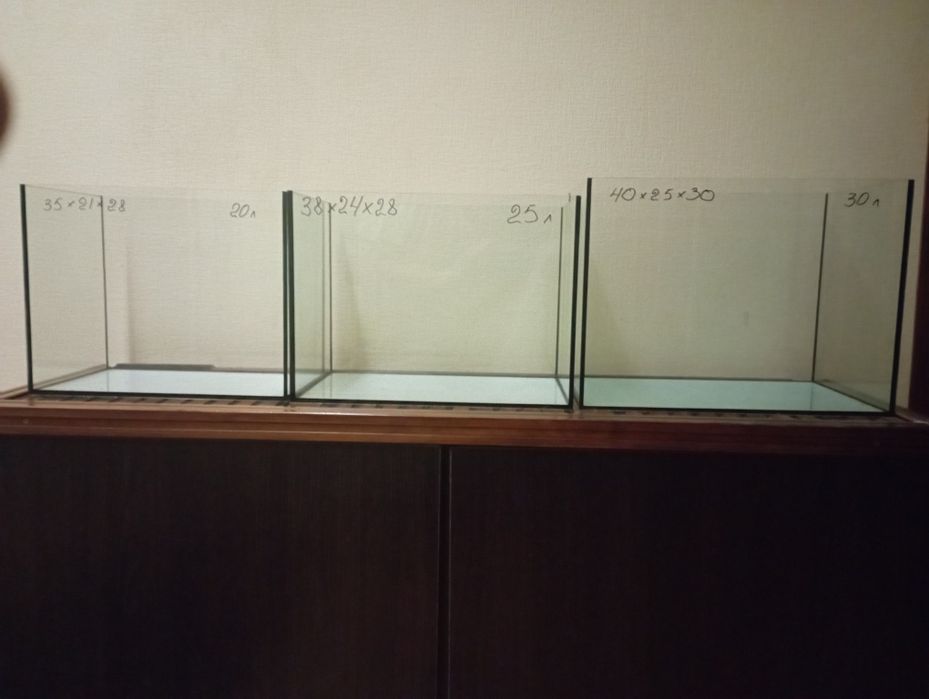 Аквариум 5л - 250грн ( новые )