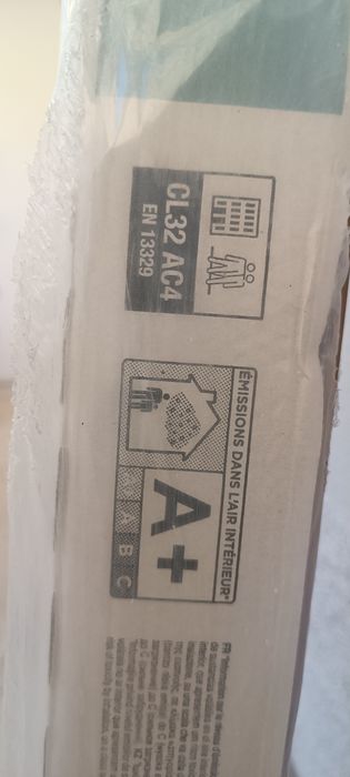 Flutuante Artens CL 32 AC4 + 2 rolos cortiça