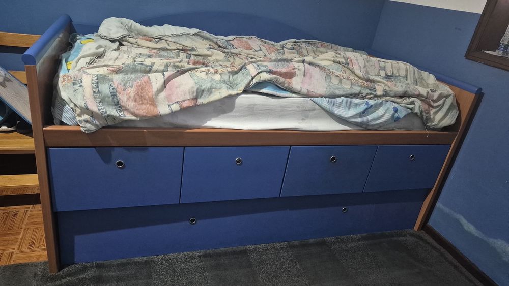 Cama solteiro dupla com 3 gavetas