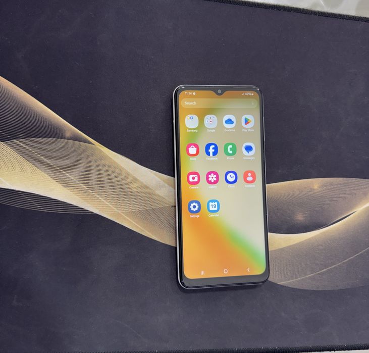 Samsung A04s 32GB.