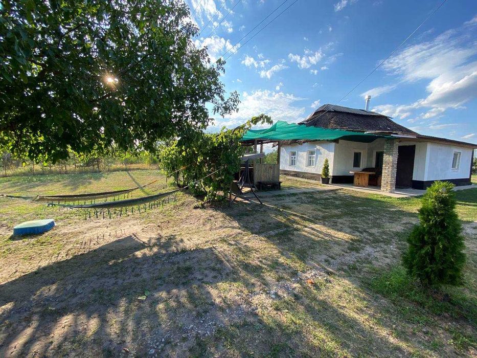 Подобова оренда будинку біля "Блакитного озера"