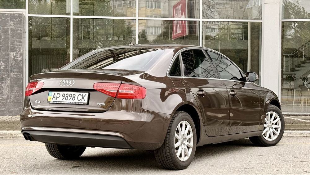 Продам Audi A4 официал