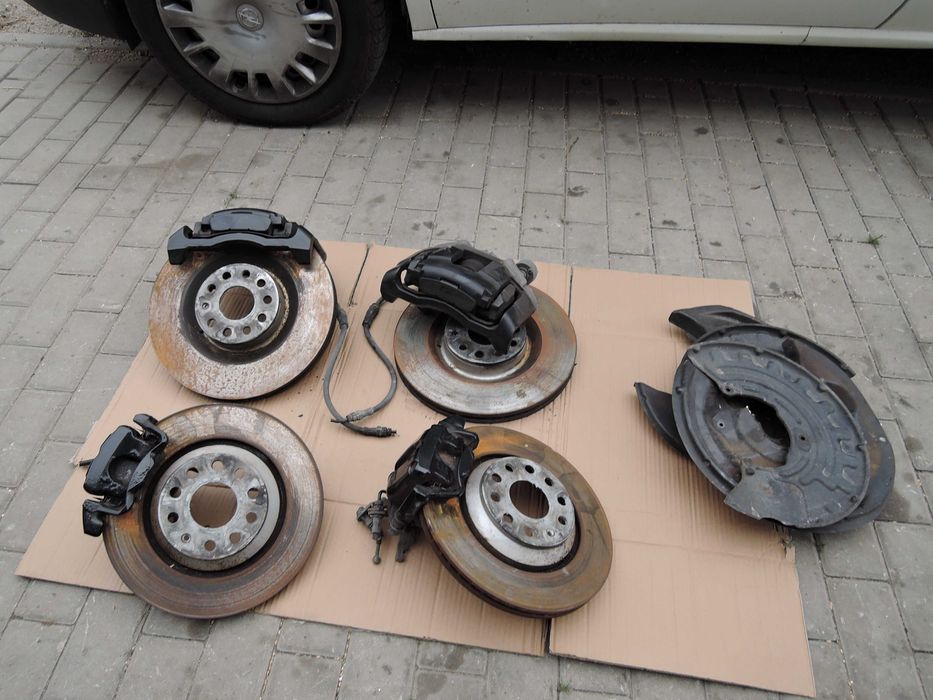 VW Scirocco R 2.0 TFSI Hamulce Zaciski tarcze przód tył komplet SWAP