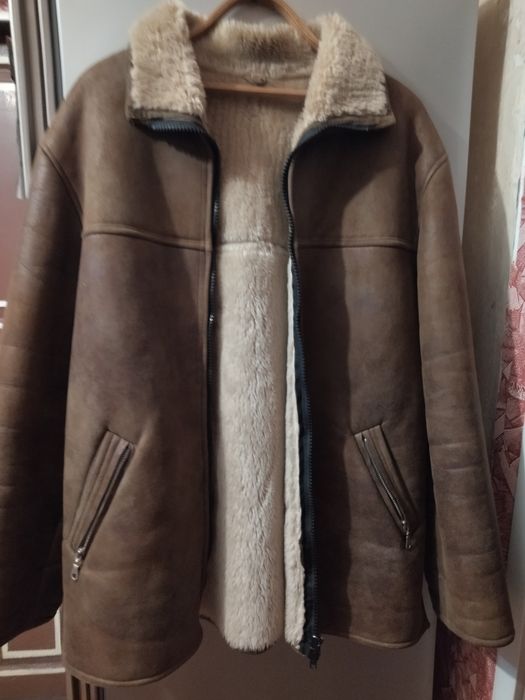 Продам мужскую дублёнка 50 размер цена 550 гр