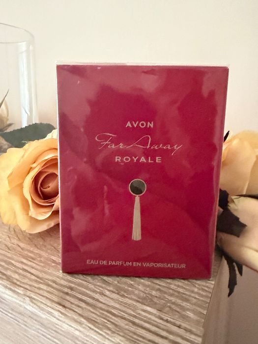 Woda perfumowana Far Away Royale z Avonu