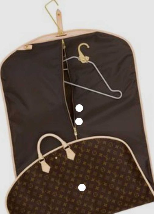 Porta fatos Louis Vuitton