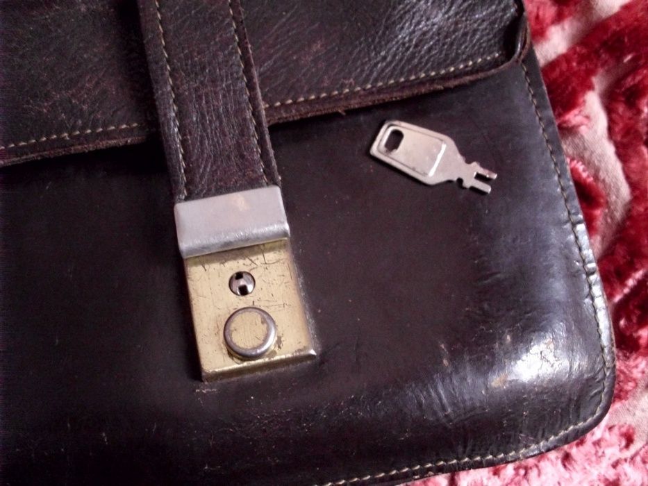 bolsa de homem em pele c/ chave