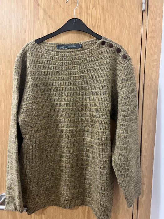 Blusa de malha castanha