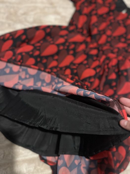 Продаю  чудову сукню!!