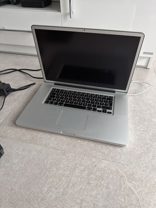 Phase One P65+ / 645DF+ / Schneider 80mm / 28mm / Macbook Pro
