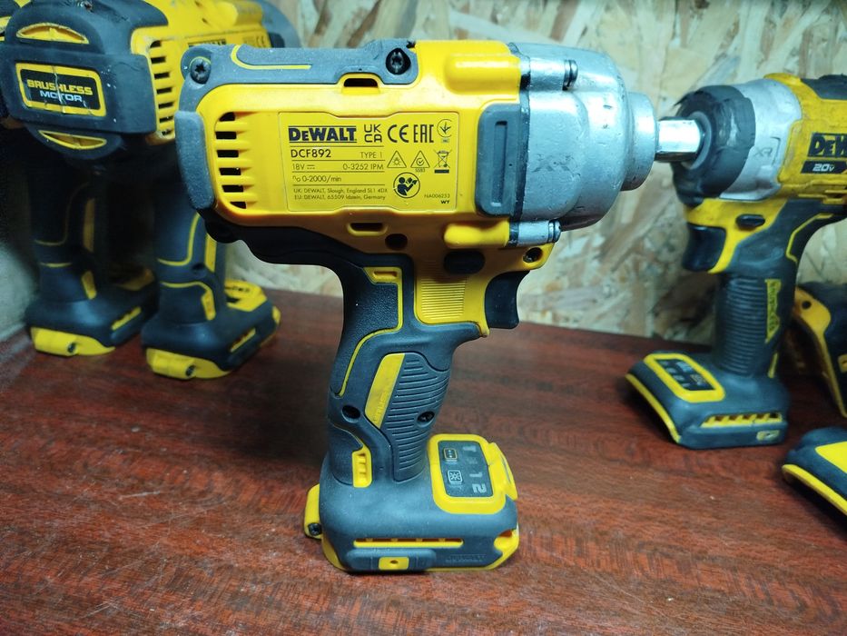 DeWalt гайковерт / імпакт