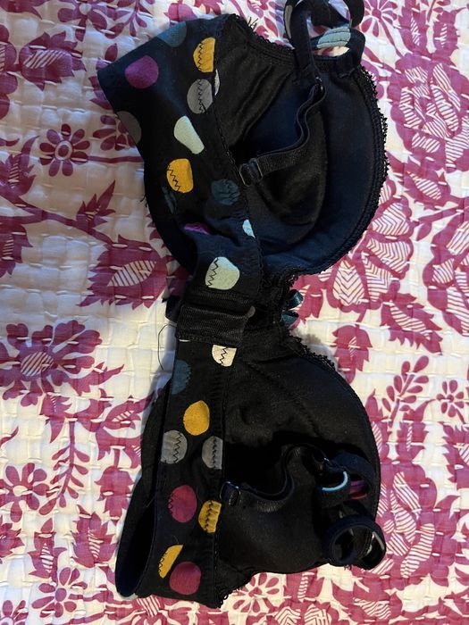 Soutiens - Completamente NOVOS - Tamanho: 32 - Copa B