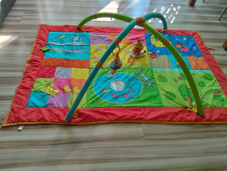 Mata edukacyjna, duża