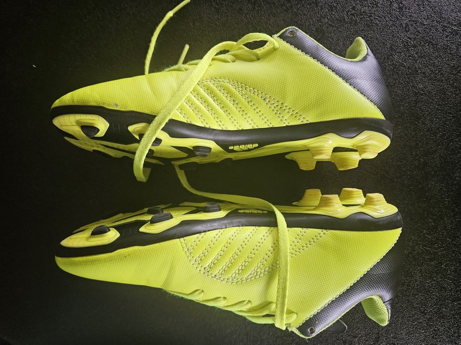 Buty piłkarskie korki adidas rozmiar 36