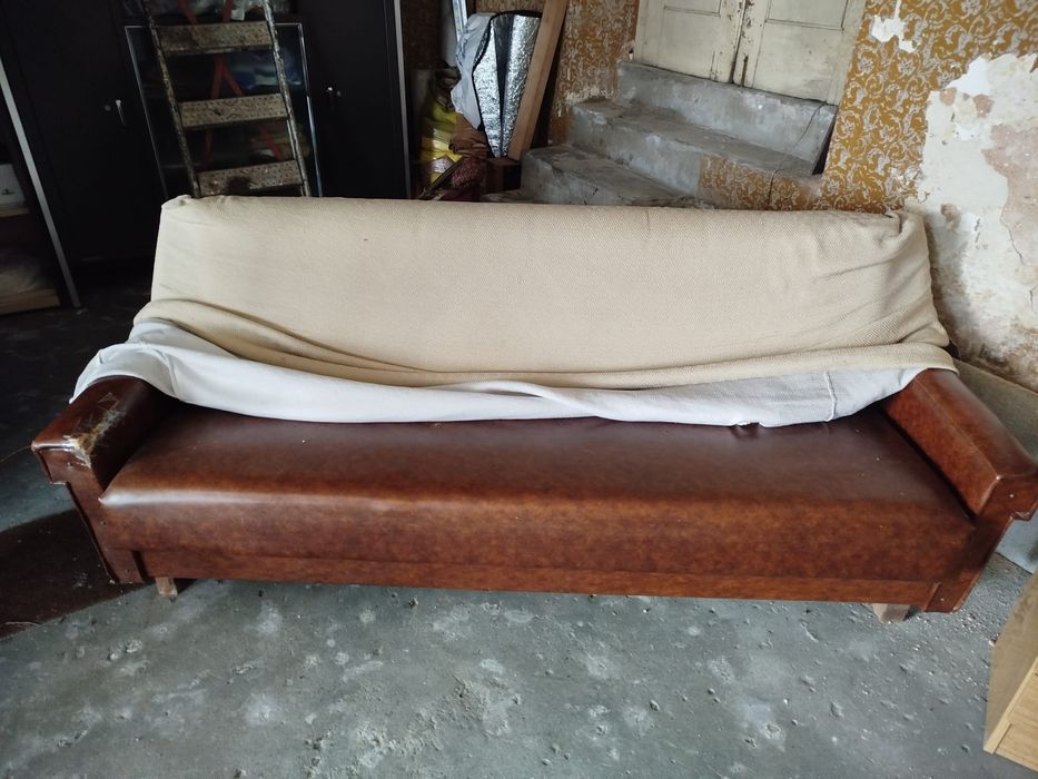 Sofá cama de napa