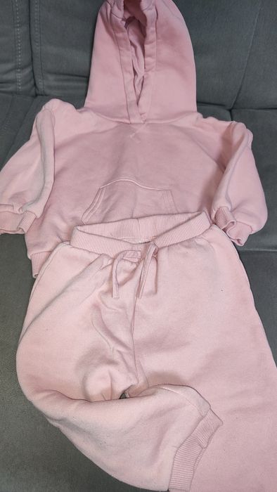 Пакет речей на дівчинку весна