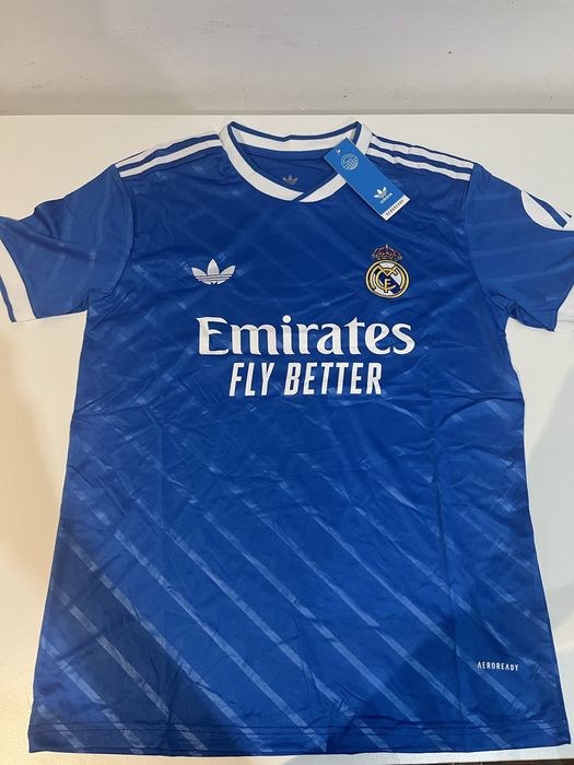 Camisola de futebol Real Madrid