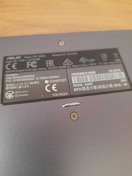 Laptop Asus VivoBook R520U | Intel Core i3 8gen, 8gb ram/256 GB ssd, 500gb hdd/ Win 10 Home