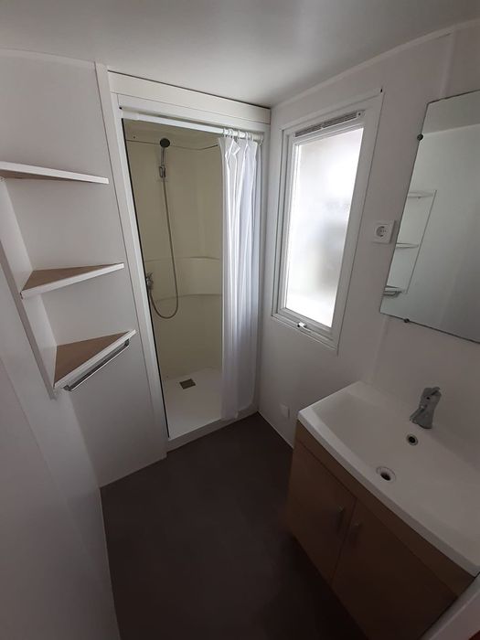 MOBILE HOME IRM ELEGANZIA DE 8X4 METROS EM LEIRIA.