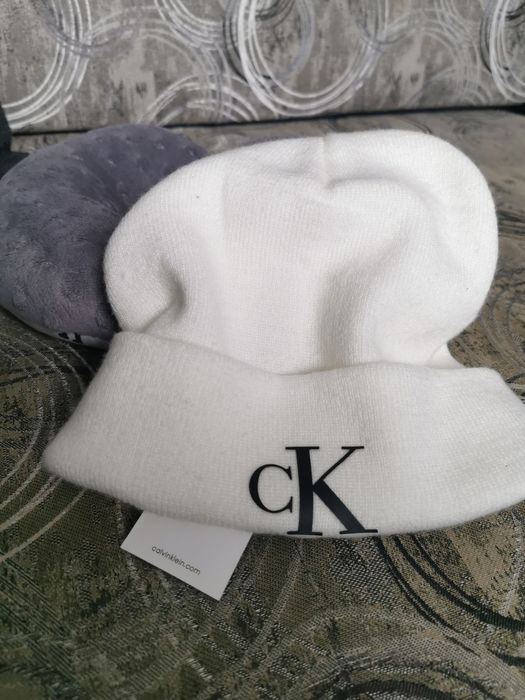 Czapka CK biała uniwersalna