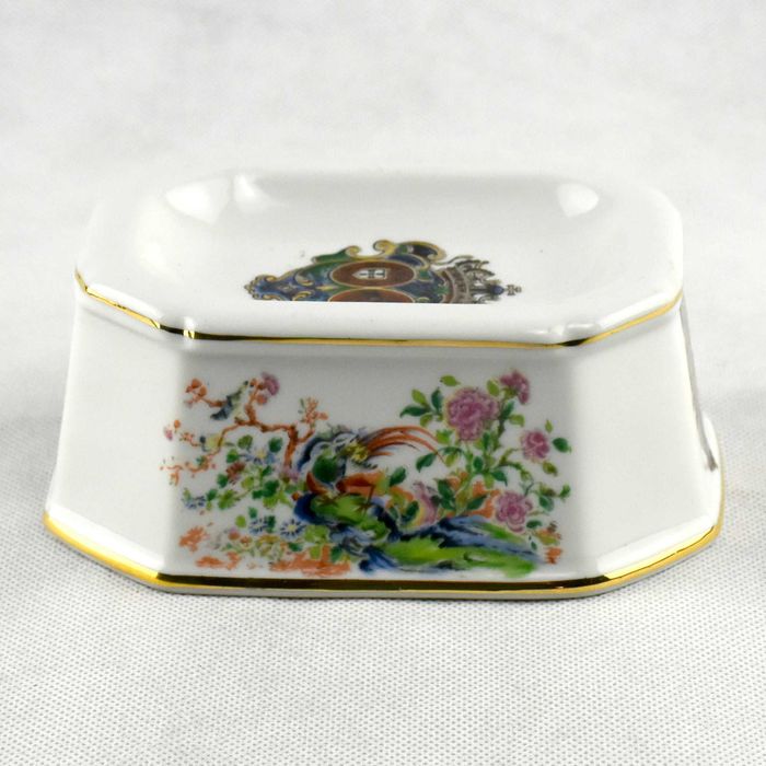 Saleiro porcelana Vidal Arte com brasão da Monarquia