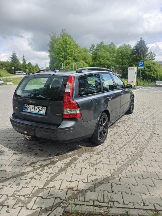 Volvo v50 2.0D 136km 2004r Nowe OC.