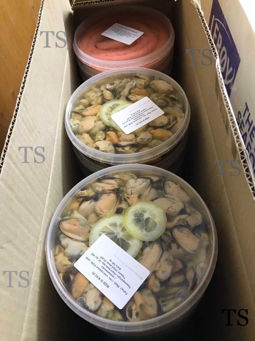 Філе лосося/форелі екстра, креветки, скумбрія, ікра лосося...