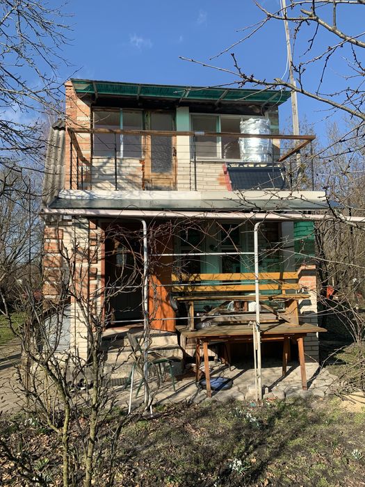 Дачний будинок Веснянка