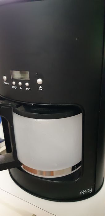 Cafeteira marca Elsay
