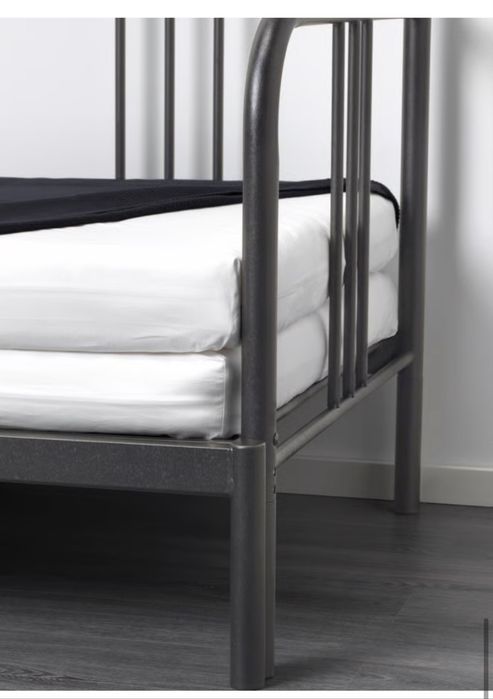 Łóżko  kanapa  IKEA