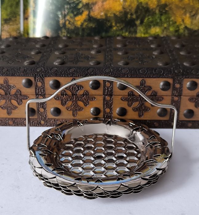 Spodki pod szklanki 6 sztuk piękne stare PRL