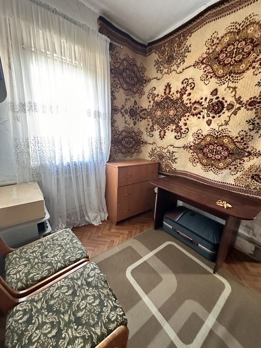 Продаж половинки будинку. Дешево!