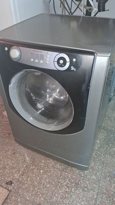 Maquina de lavar roupa Ariston 9kg
