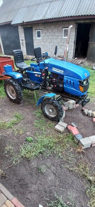 Продам практично новий мото трактор