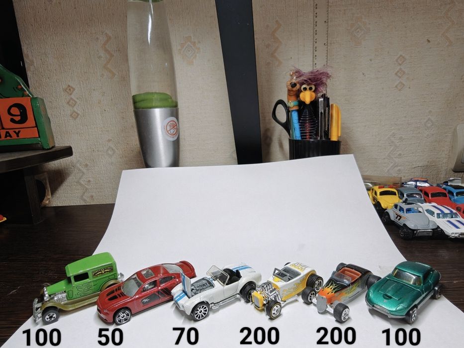 Машинки модели hot wheels matchbox Johnny lightning racing champions tomica