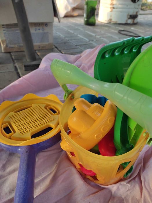 Іграшки для гри в піску,ціна за все.