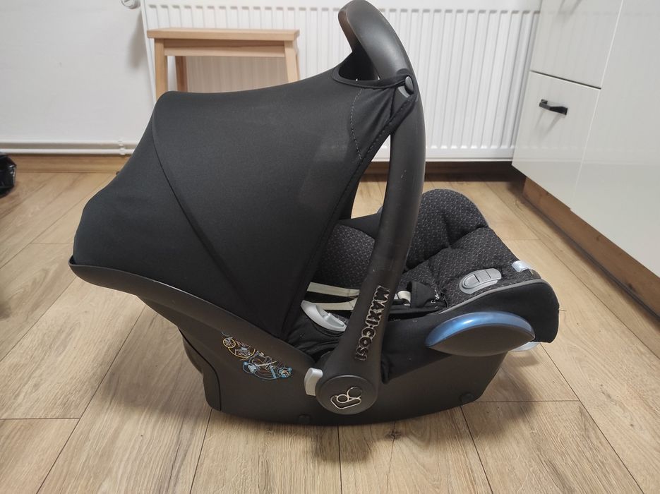 Fotelik nosidełko Maxi Cosi Carbofix 0-13kg + baza