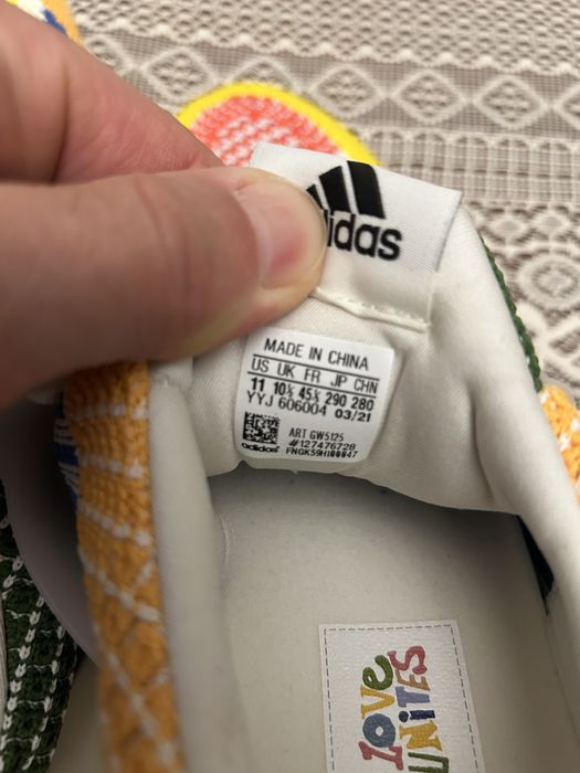 Adidas UltraBoost Pride  NOWE Rozmiar 45 1/3