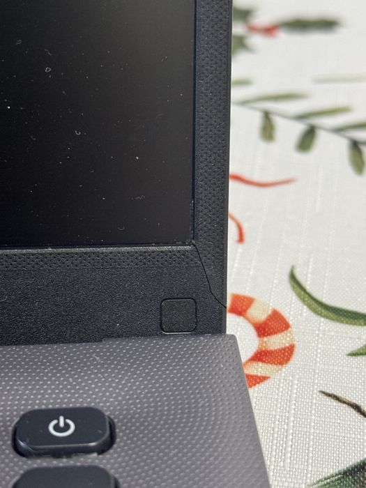 Asus Vivobook X512u i5-8250u nvidia mx130 8gb 128gb ssd 1 Tb hdd