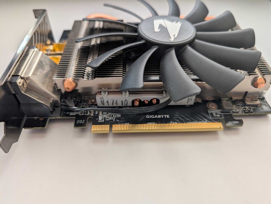 GTX 1080 Gigabyte 8gb SFF
