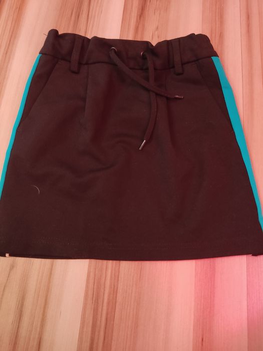 Spódnica nowa bez metki w rozm.128