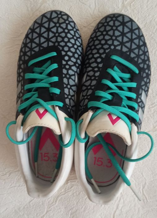 Футзалки Adidas 33 р.