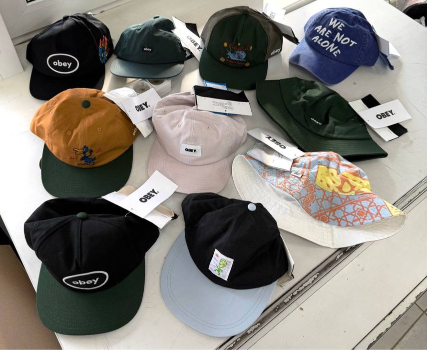 Олімпійка адідас ретро рейв куртка адидас ветровка adidas zne rap og napapijri rainforest кофта джордан зипка бейп jordan air bepe спорт усл хип хоп