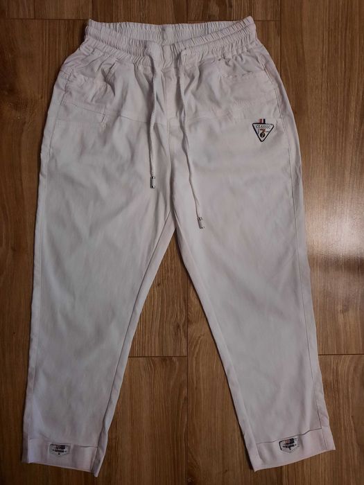 Spodnie białe na gumce