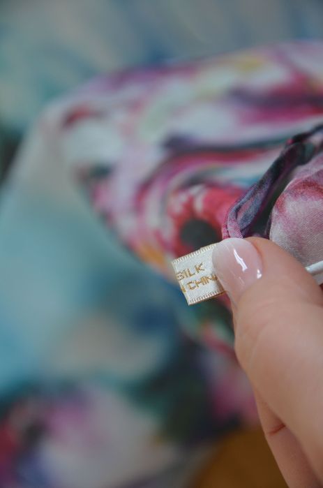 szal/chusta 100% Silk niebieskie kwiaty